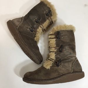 earth spirit fur lined boots